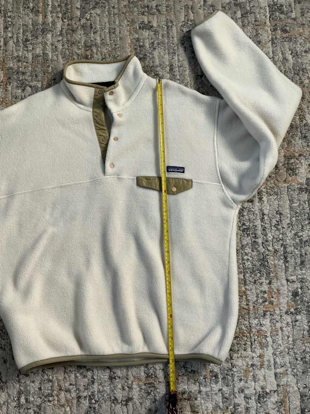 Patagonia Cream Snap-Button Synchilla Pullover with Olive Trim! EUC! SZ L - Picture 7 of 9